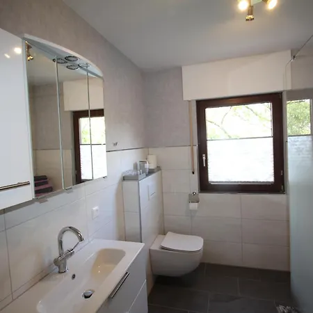 شقة Rennsteigblick Riechheim